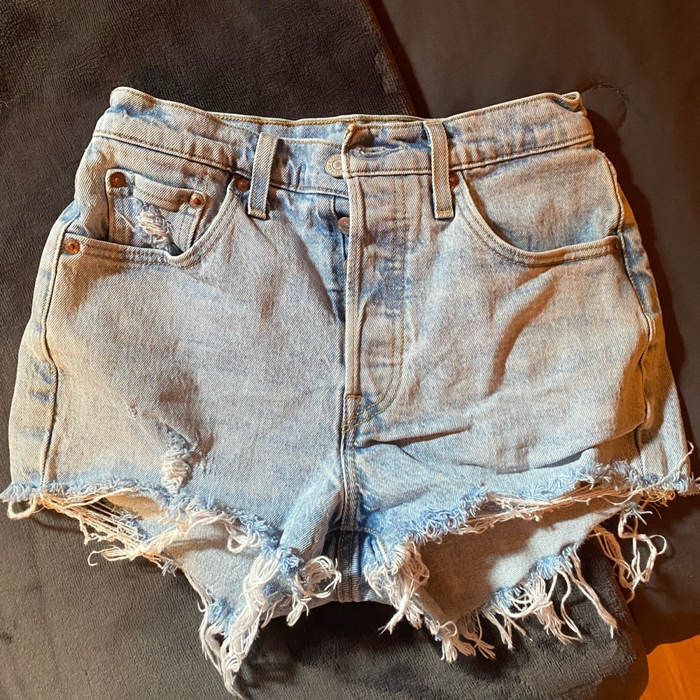 501 Levi Shorts